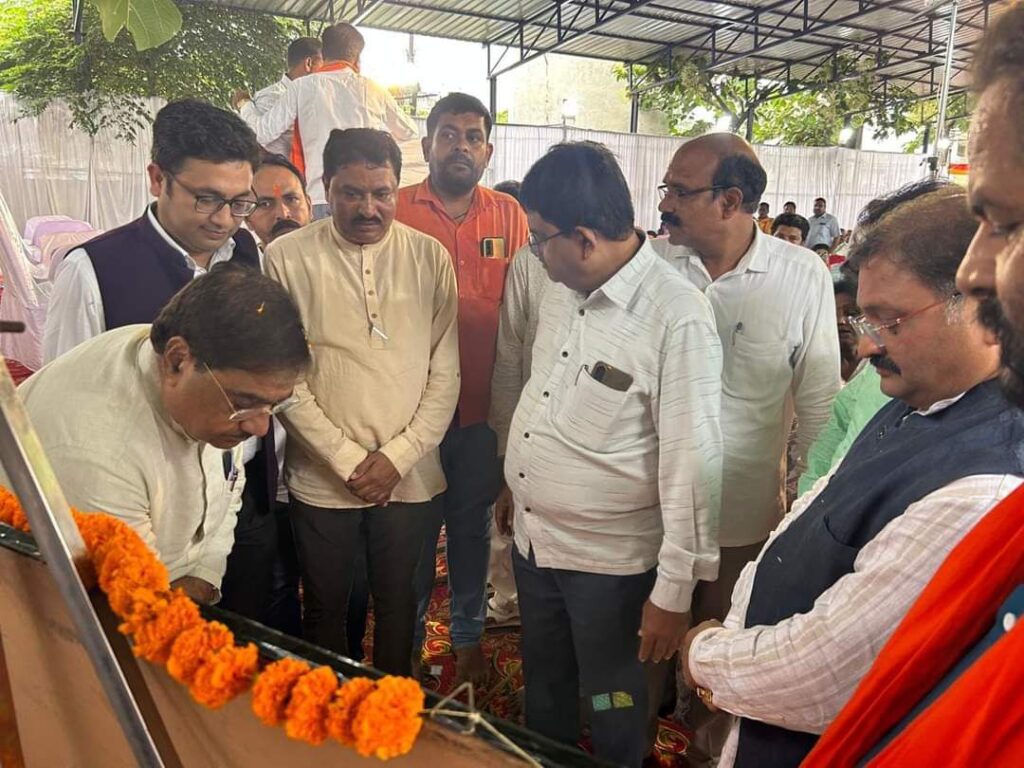 विभाजन विभीषिका" स्मृति दिवस कार्यक्रम तहत संगोष्ठी एवं प्रदर्शनी का आयोजन संपन्न , बड़ी संख्या मे उपस्थित रहे भाजपाई 4 fb img 17238153060882779079945640408218
