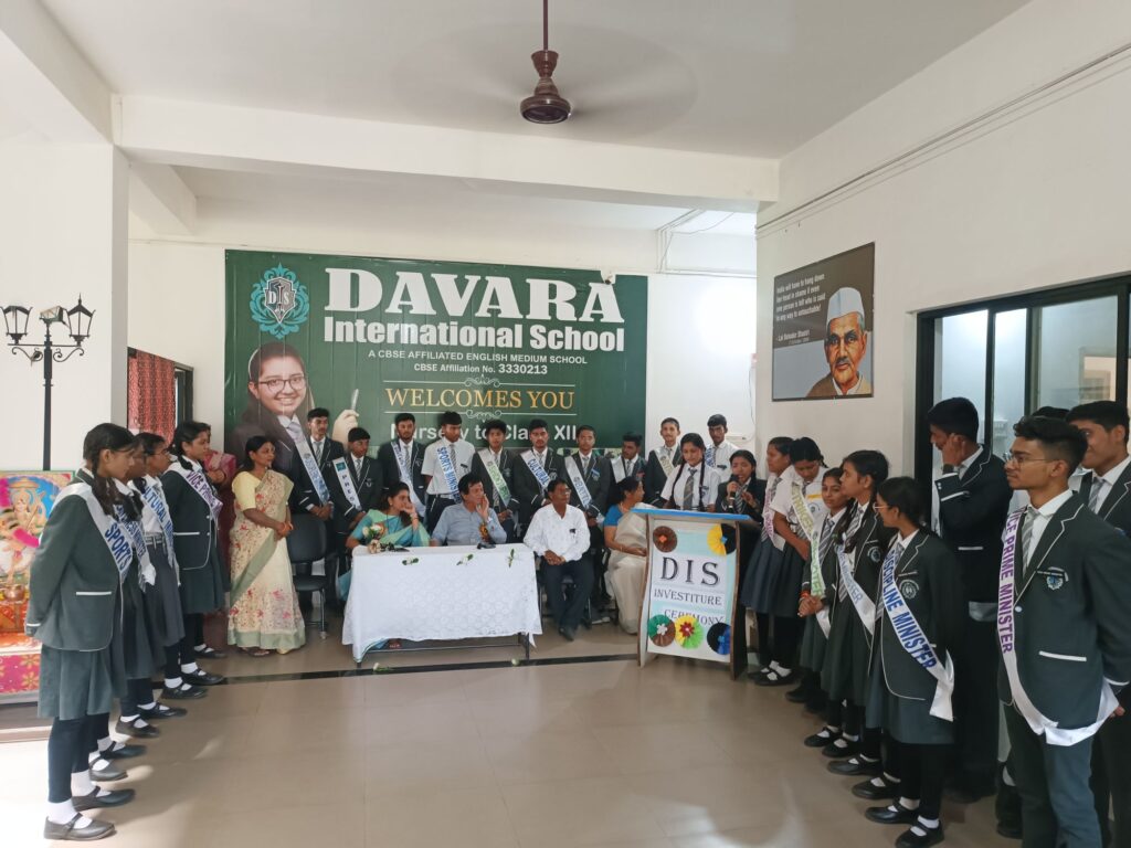 दावड़ा इंटरनेशनल स्कूल पटेवा मे छात्र संघ परिषद का हुआ शपथ ग्रहण, मनाया गया फाउंडर्स डे 3 img 20240805 1412523187890596947642928