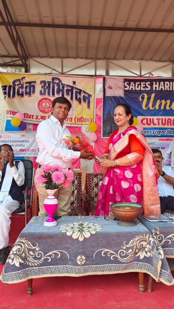 नगर क़े हरिहर शाला में वार्षिकोत्सव संपन्न, बड़ी संख्या में छात्र - छात्राएं रही उपस्थित 3 img 20250205 wa0045824924765582106315