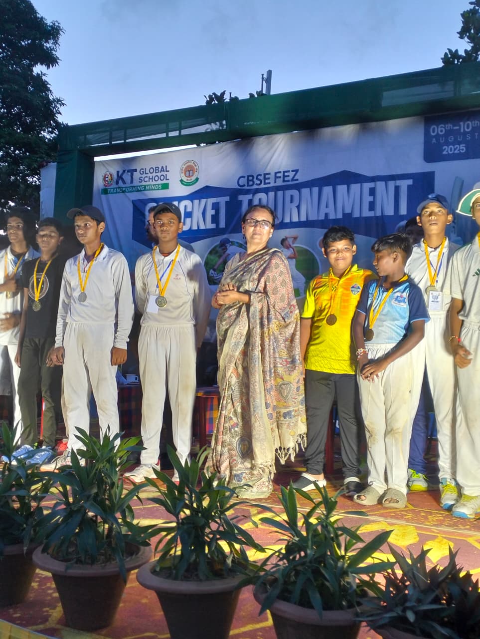 शिवांश इंटरनेशनल स्कूल के छात्र यमन भुआर्य का सीबीएसई फ़ार ईस्ट ज़ोन अंडर-14 क्रिकेट प्रतियोगिता क़े लिए हुआ चयन 2 bbdd8b0f308c4c308276b0f33149fbdf