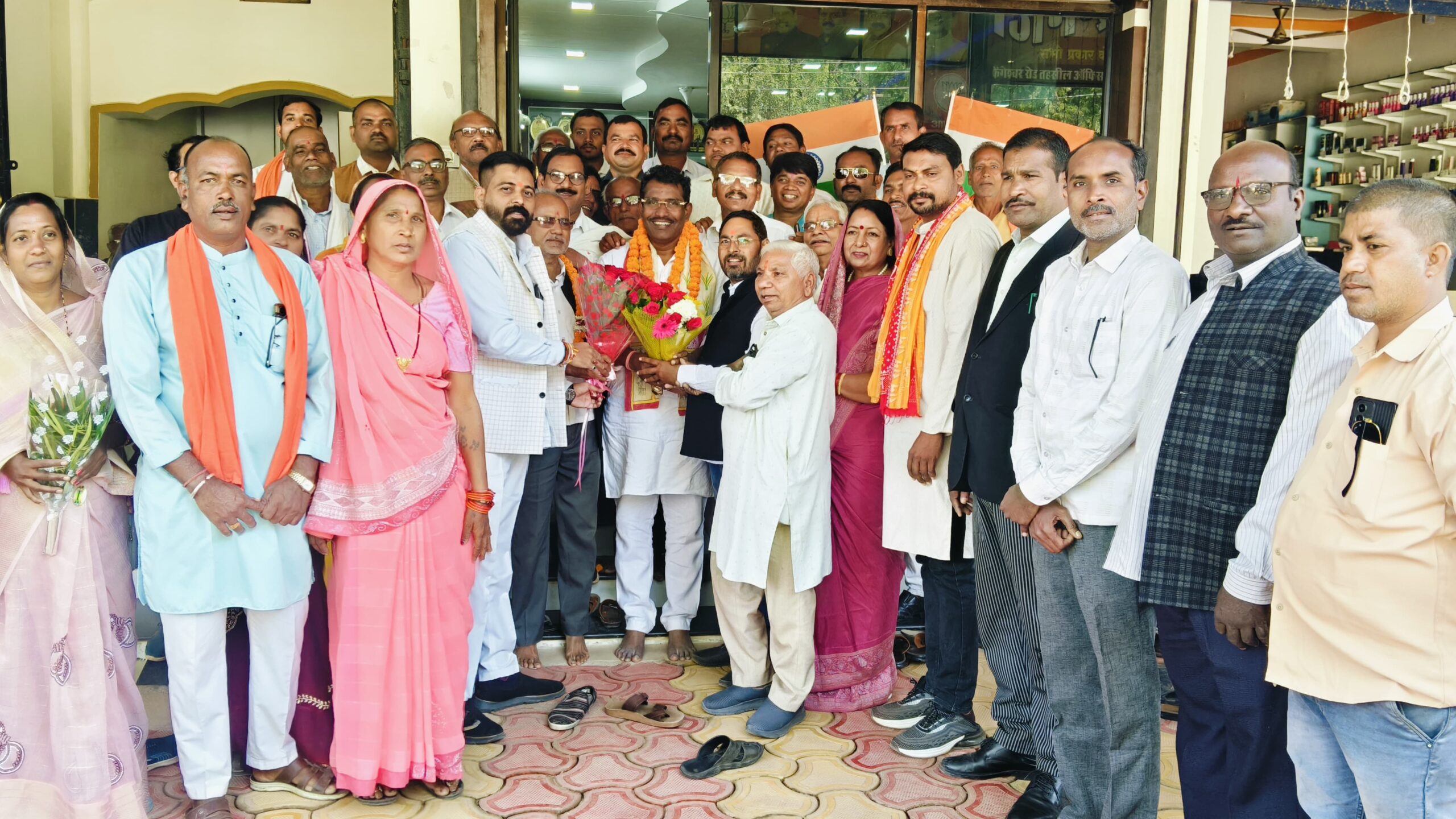 राजिम तहसील साहू समाज के नवनिर्वाचित पदाधिकारियों ने विधायक रोहित साहू से की सौजन्य मुलाकात 10 IMG 20251114 WA0078 scaled