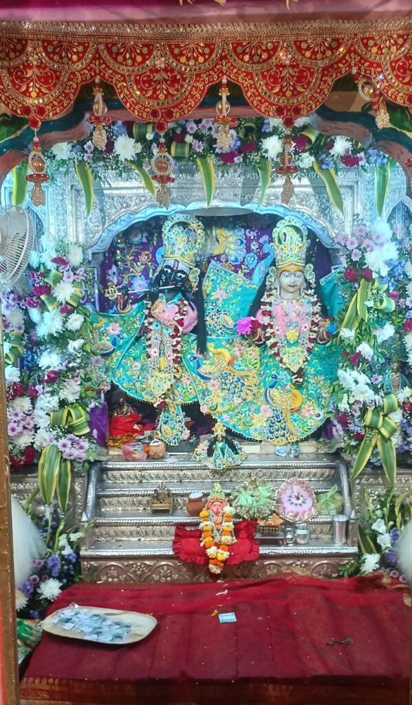 शताब्दी महोत्सव के सफल आयोजन के लिए पूर्व पालिका अध्यक्ष विजय गोयल ने सेठ रेखराज चतुर्भुज अग्रवाल परिवार का जताया आभार 2 img 20251130 185036553887340356045161